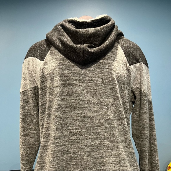 Women’s Maurices Hoodie Pullover Sweatshirt Plus Size XXL Gray Black Sherpa Hood - Picture 5 of 8